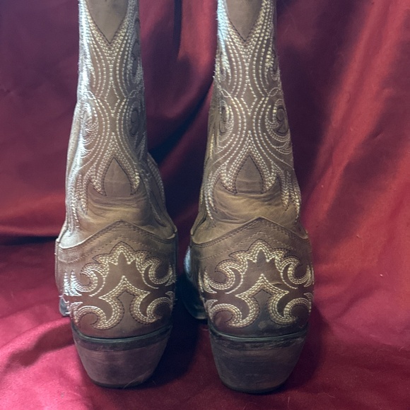 Ariat Cowboy Boots - Picture 3 of 3
